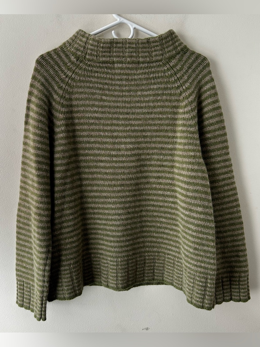 Granola Girl Cottagecore Heritage Vintage Liz Claiborne Wool Rabbit Hair Sweater - Picture 4 of 4